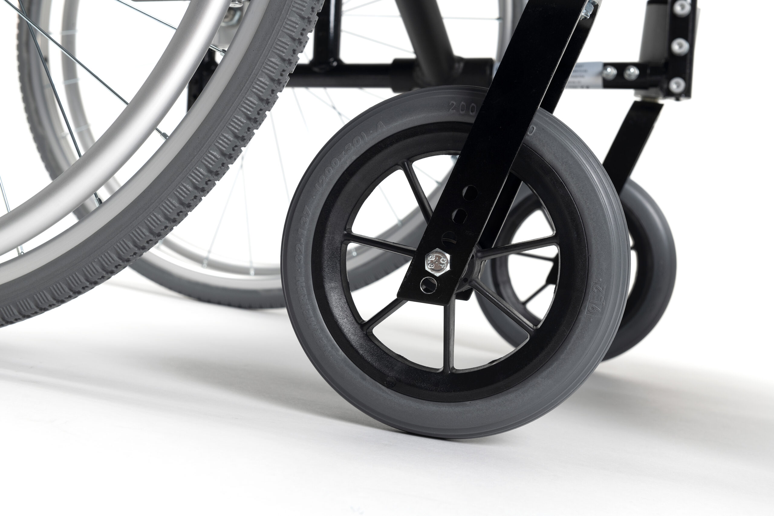 Manually Propelled Wheelchair Eclips X4 Vermeiren