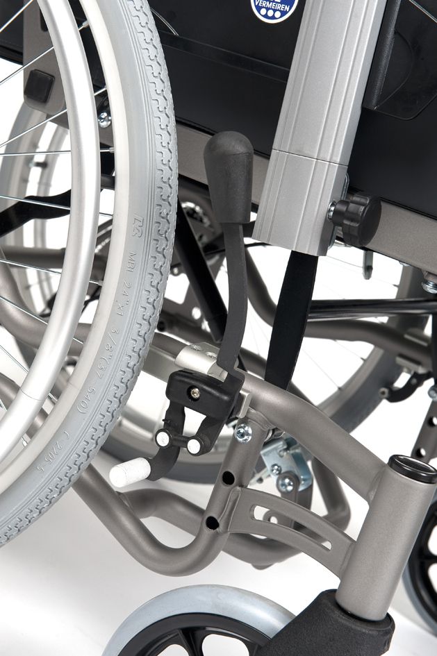 Manually Propelled Comfort Chair Inovys II Vermeiren 